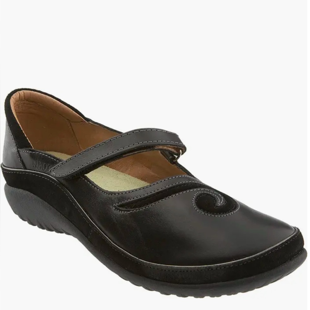 Naot Black Swirl Mary Jane Flats 9 40 Matai
